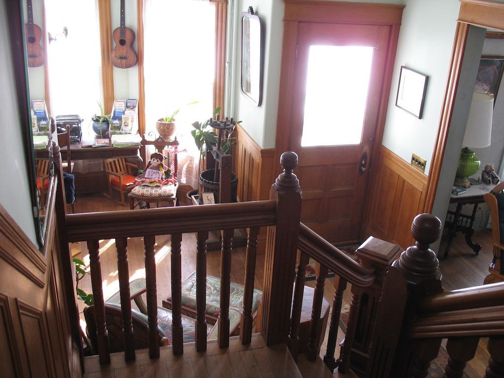 Hugging Bear Inn Bellows Falls Dış mekan fotoğraf